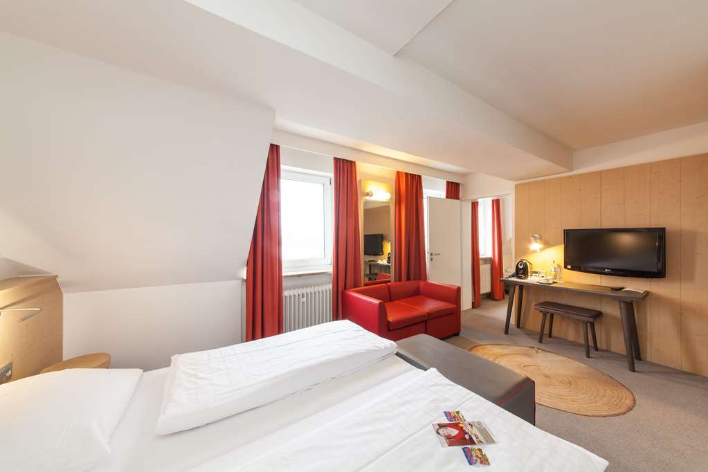 Hotel Sure By Western Hauptbahnhof Monaco di Baviera
