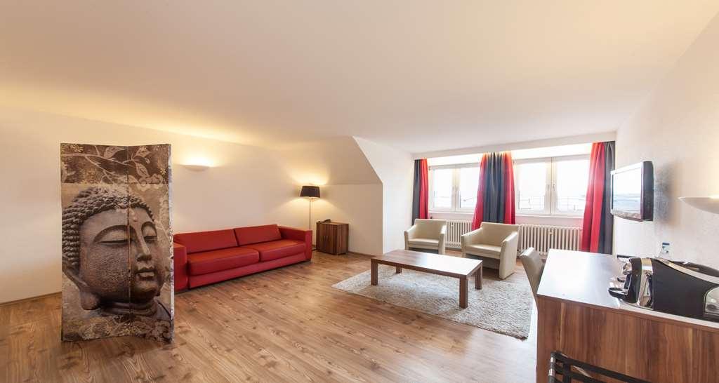 Sure By Western Hauptbahnhof Hotel München